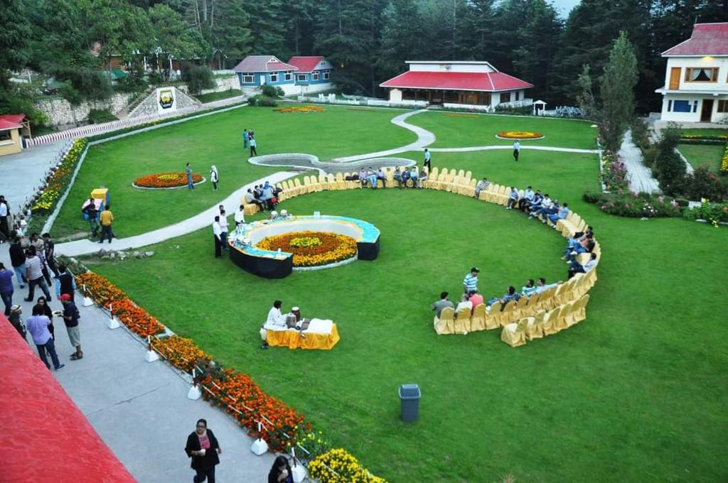 Pine Park Hotel Shogran