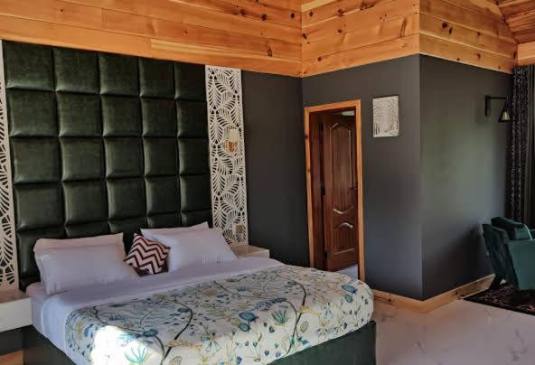 Tourist Inn Hotel Shogran