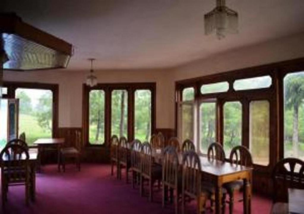 Tourist Inn Hotel Shogran