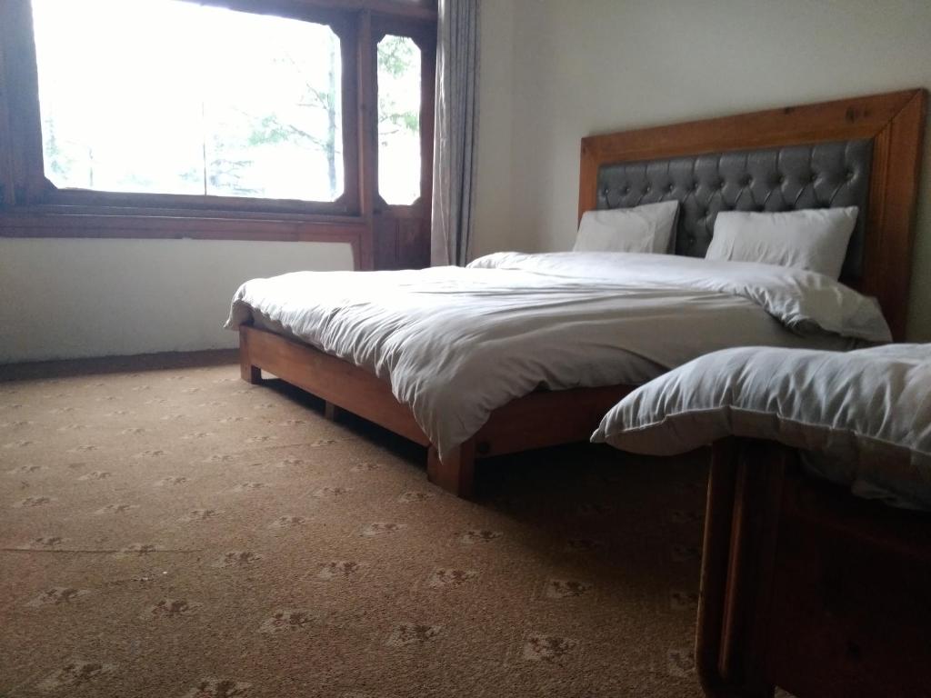 Tourist Inn Hotel Shogran