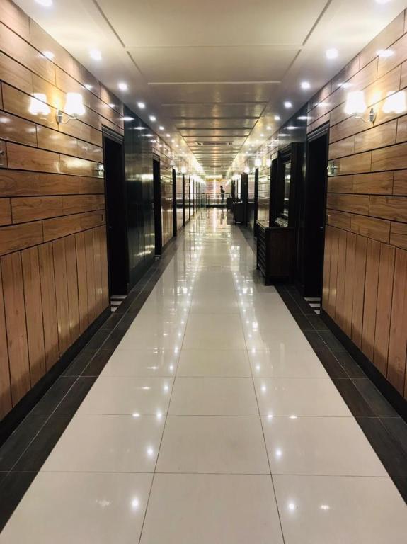 Royaute Luxury Hotel Sialkot