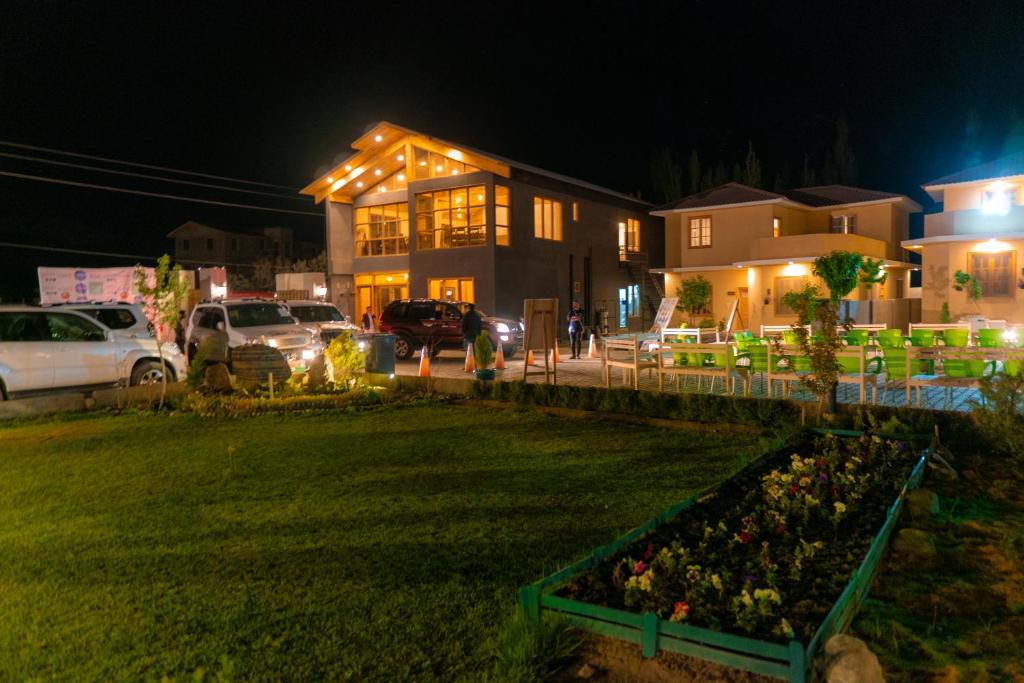 Dynasty Skardu