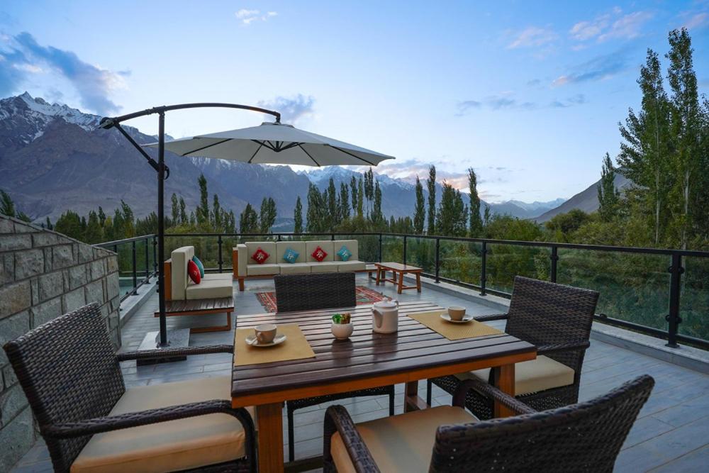 Hashupi Resort