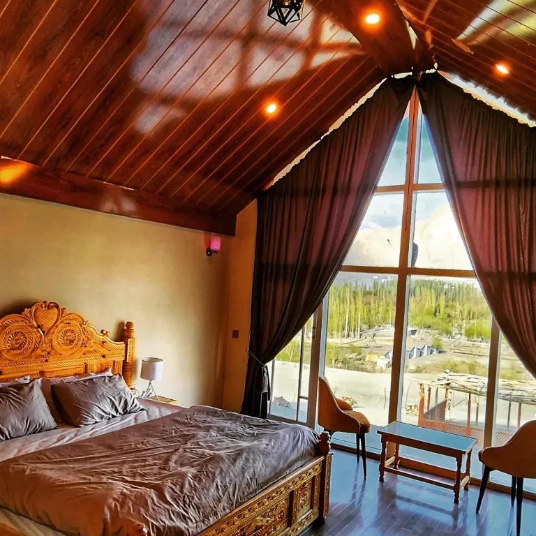 Oasis Resort Katpana Skardu