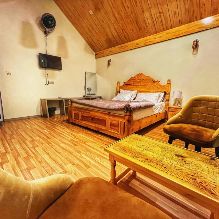 Oasis Resort Katpana Skardu