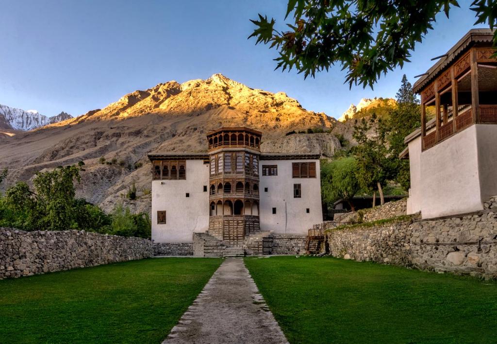 Serena Khaplu Palace