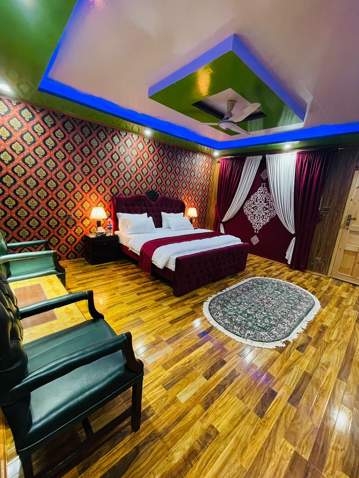 Shalimar Hotel And Restaurant