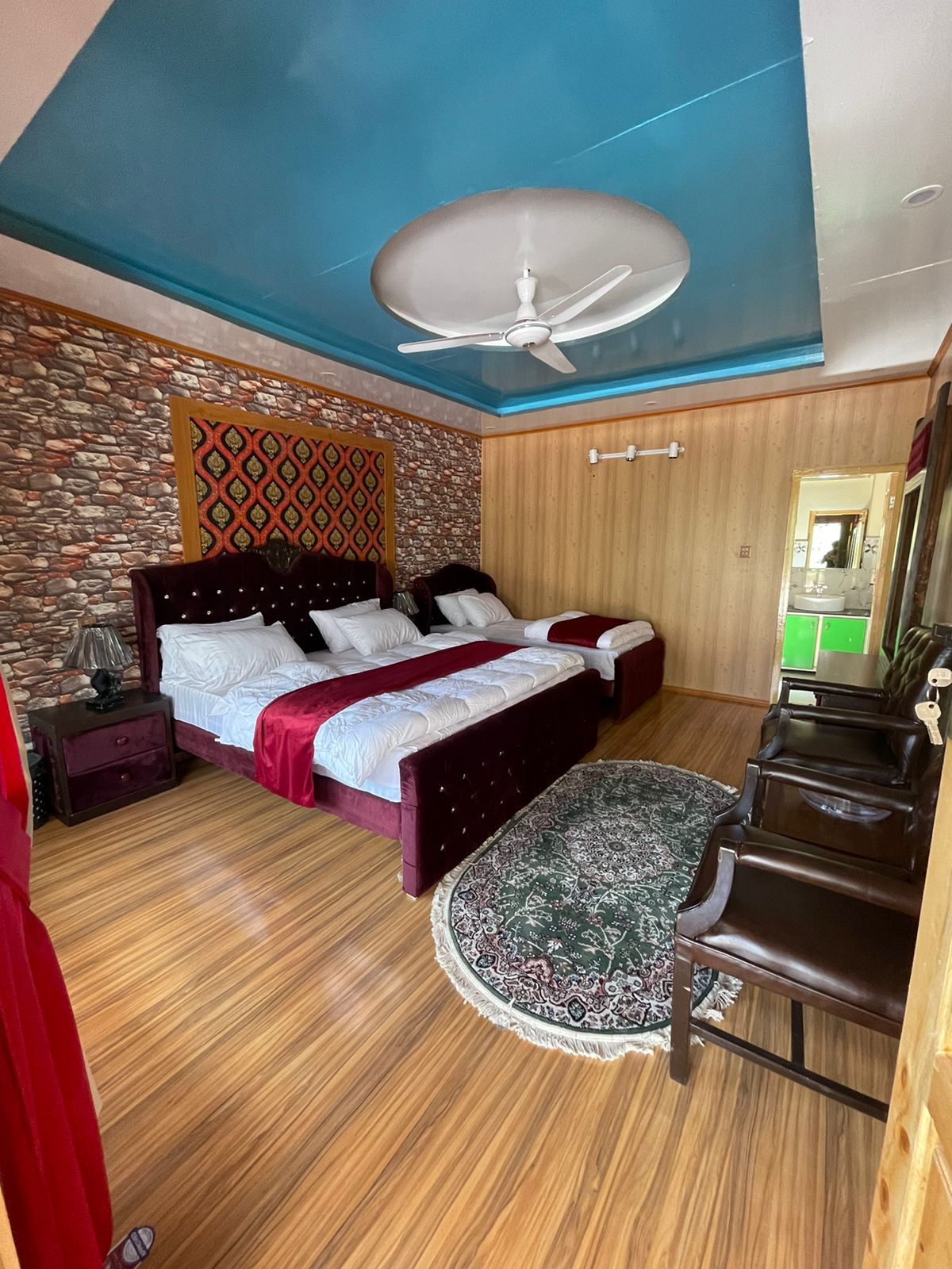 Shalimar Hotel And Restaurant
