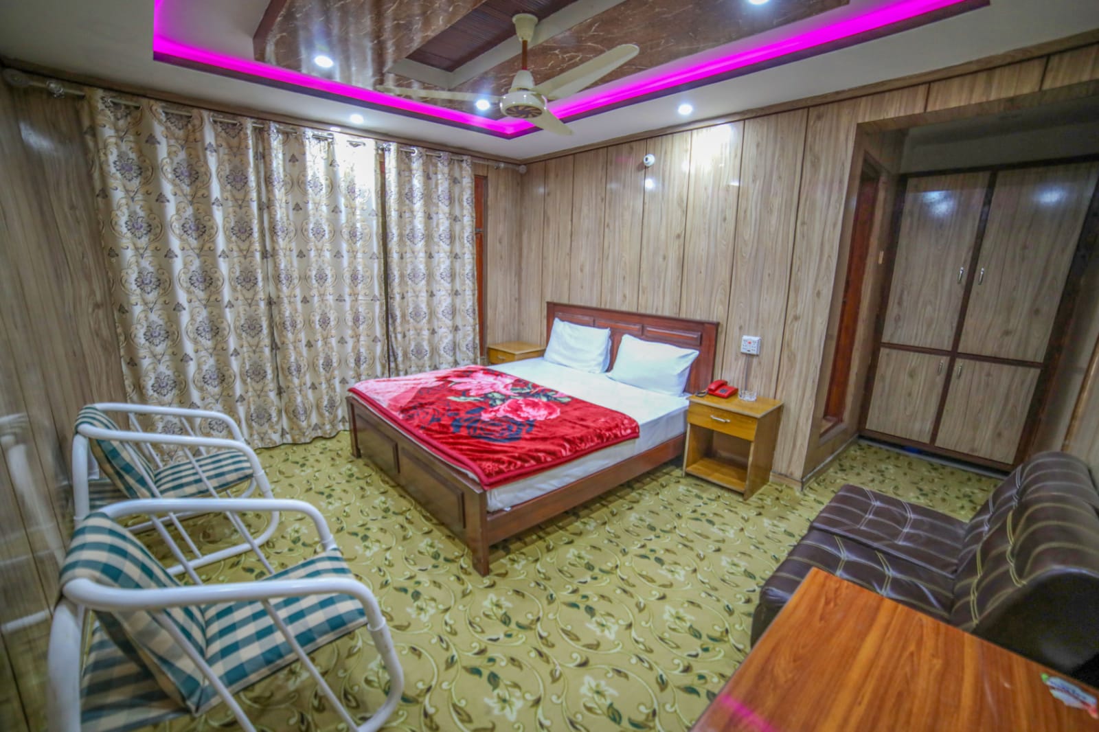 Skardu View Point Hotel and Huts