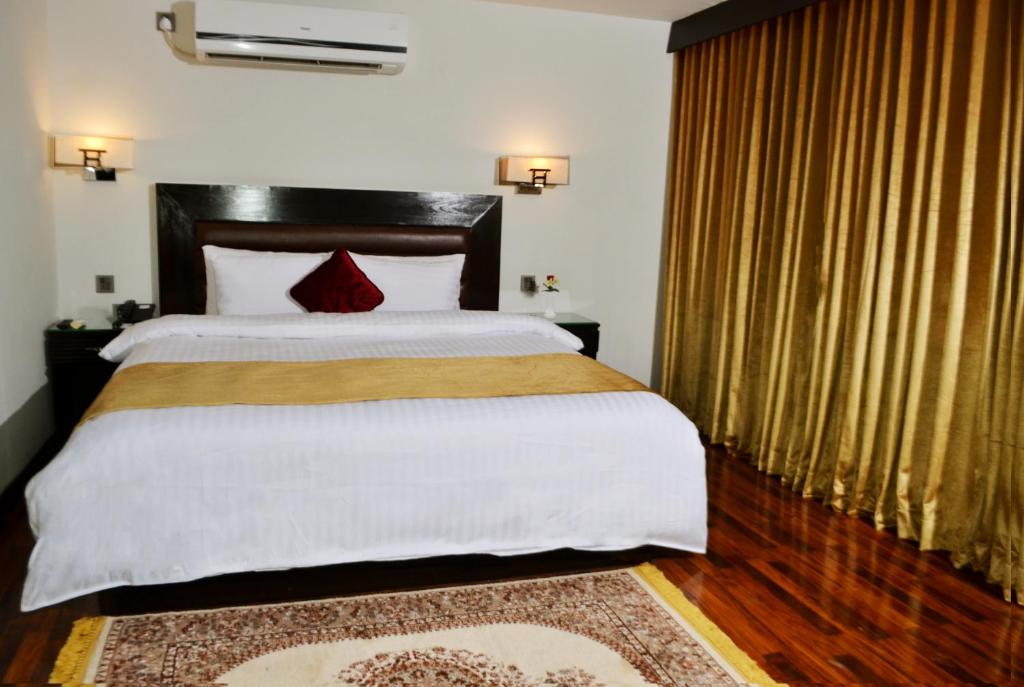Hotel One Military Road