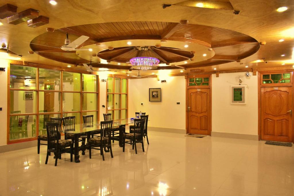 Hotel Hilton Palace