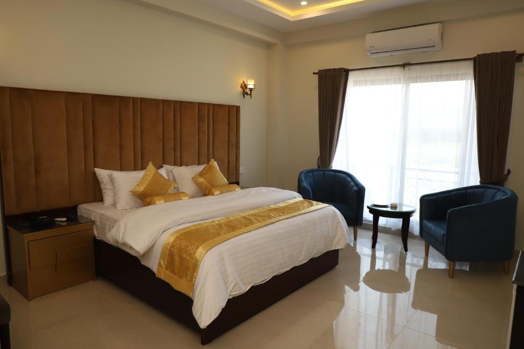 Swat Palace Hotel and Restaurant
