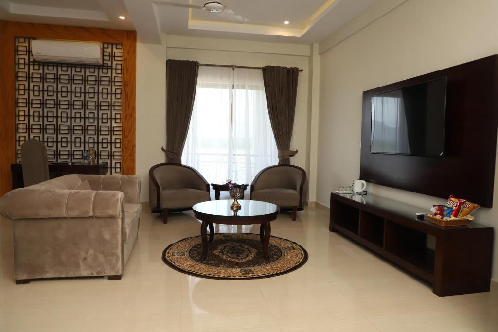 Swat Palace Hotel and Restaurant